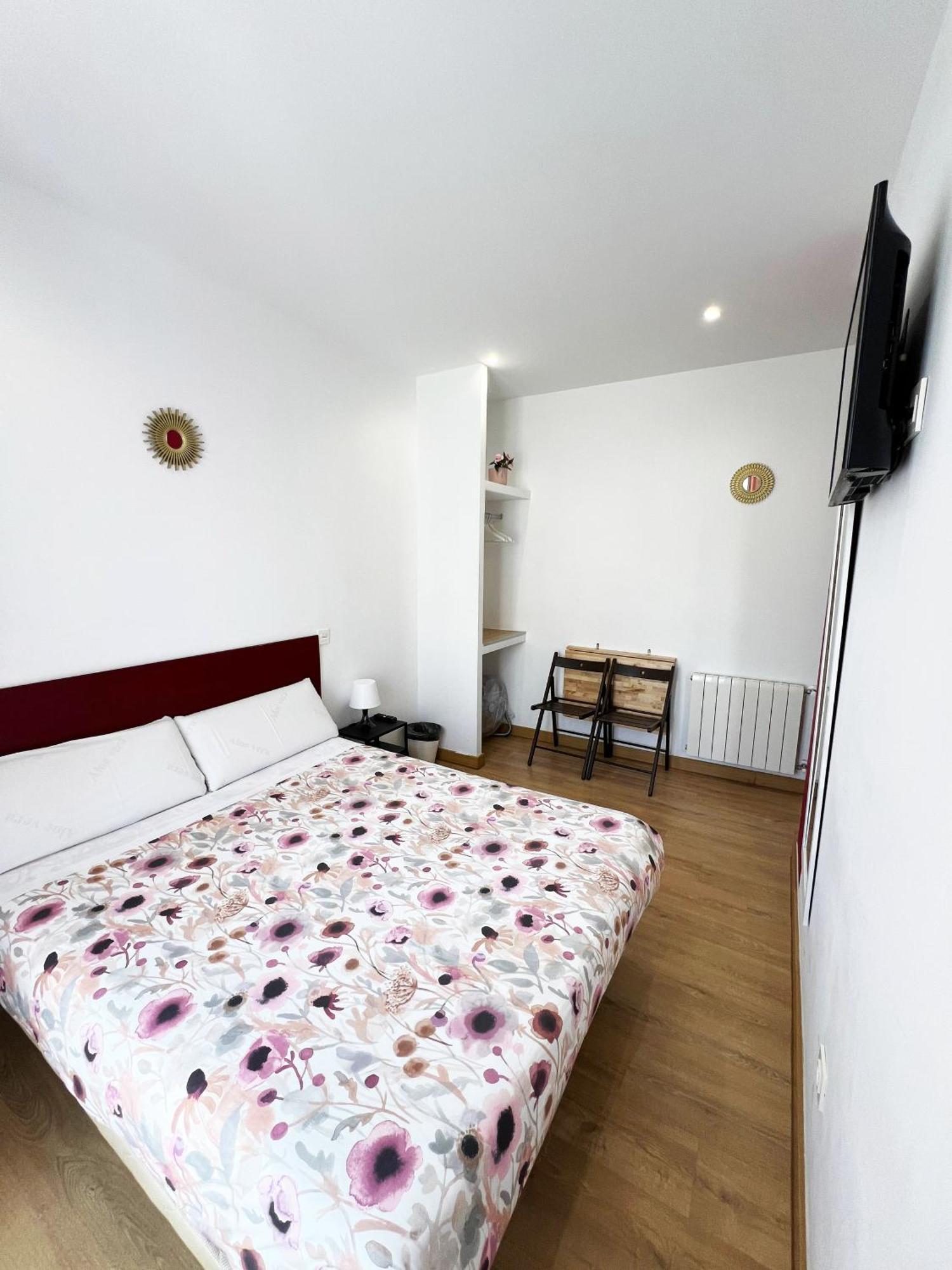 Hostal Abaaly Madrid Eksteriør bilde